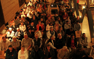 Es musizieren gemeinsam Wolfgang Berk, Ralf Hlzer und Helga Seidel